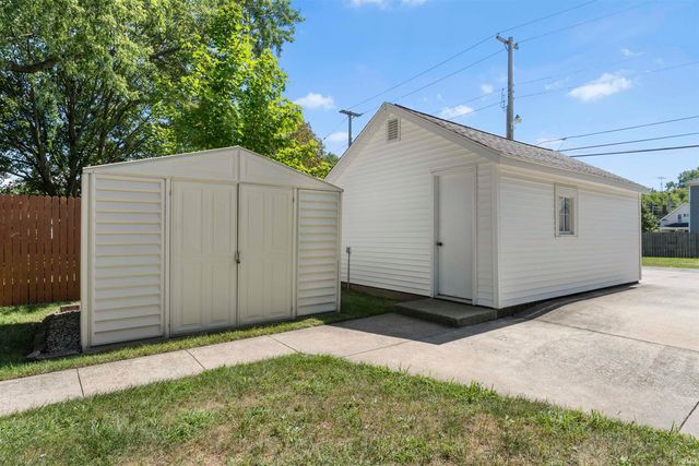 845 E 3rd Street, Mishawaka, IN 46544