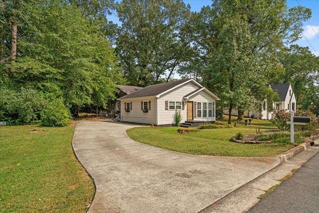 805 Judd Terrace, Dalton, GA 30720