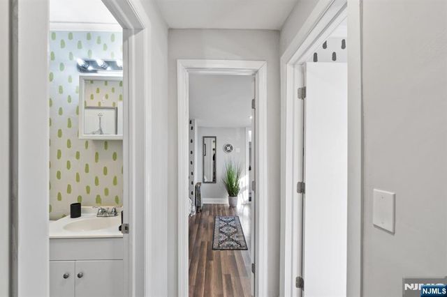 9 51st Street, Bayonne, NJ 07002