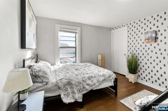 9 51st Street, Bayonne, NJ 07002