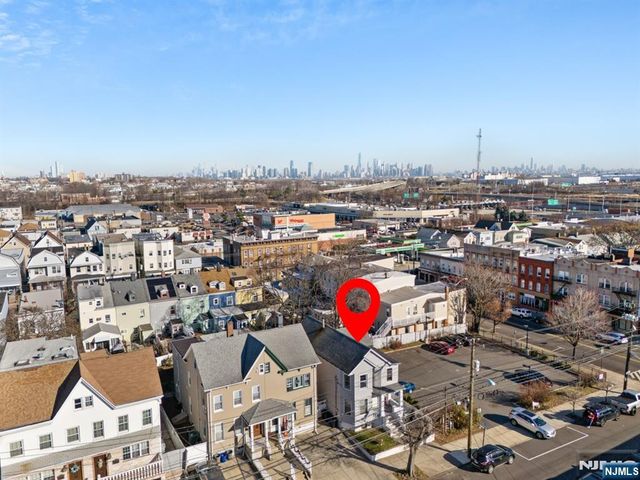 9 51st Street, Bayonne, NJ 07002