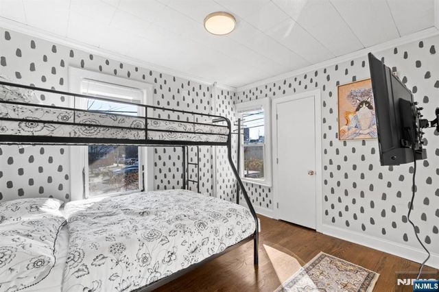 9 51st Street, Bayonne, NJ 07002