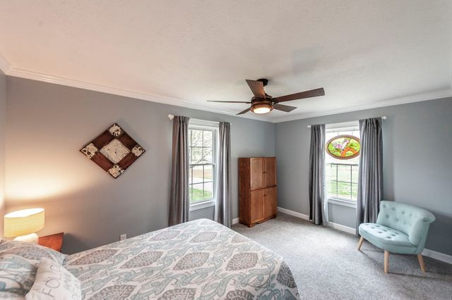 410 Frog Pond Cemetery Rd, Lafayette, TN 37083