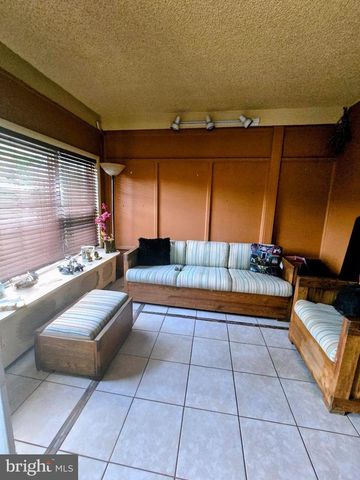 5325 LEBANON AVE, Philadelphia, PA 19131