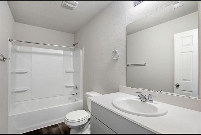 10031 Spring Creek Road, Cleveland, TX 77327