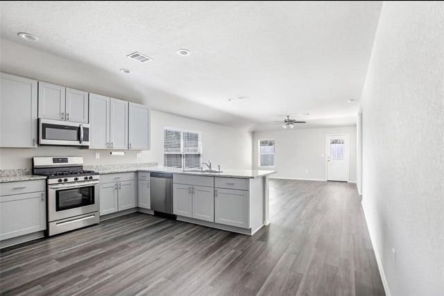 10031 Spring Creek Road, Cleveland, TX 77327