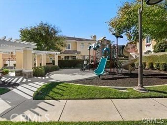 4164 Terraza Way B, Simi Valley, CA 93063