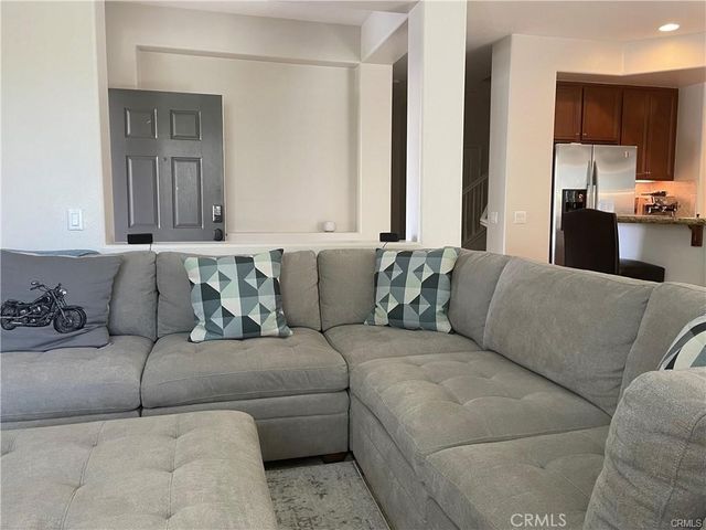 4164 Terraza Way B, Simi Valley, CA 93063