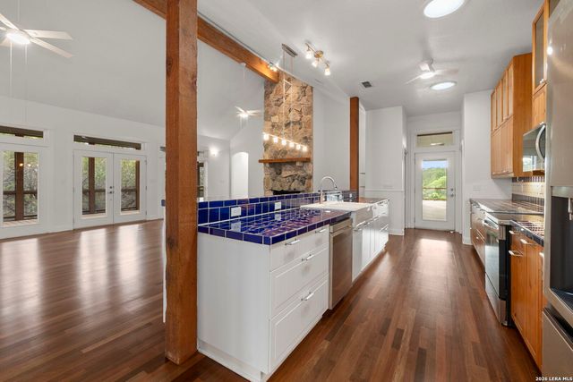 3701 Fischer Store Road, Wimberley, TX 78676