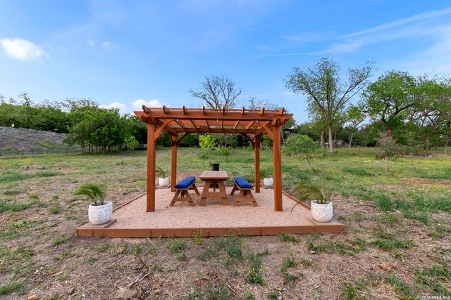 3701 Fischer Store Road, Wimberley, TX 78676