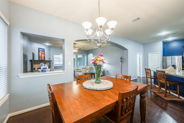 6920 Kingdom Estates Drive, Dallas, TX 75236