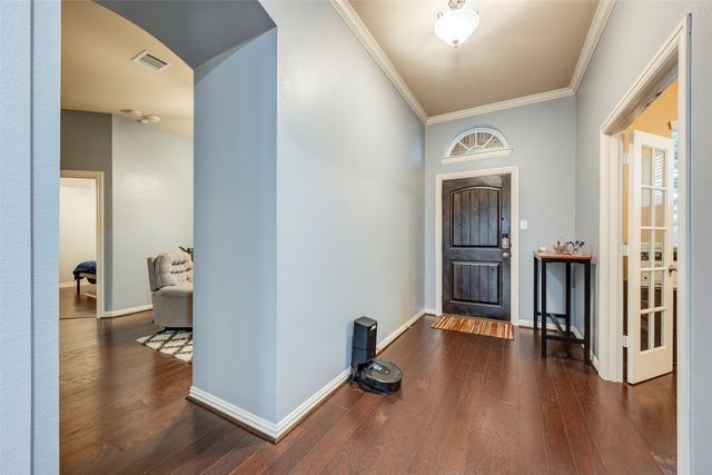 6920 Kingdom Estates Drive, Dallas, TX 75236