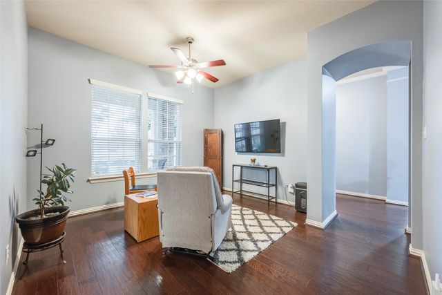 6920 Kingdom Estates Drive, Dallas, TX 75236