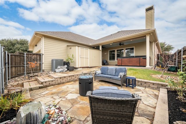 6920 Kingdom Estates Drive, Dallas, TX 75236