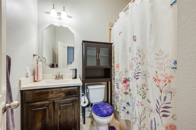 6920 Kingdom Estates Drive, Dallas, TX 75236