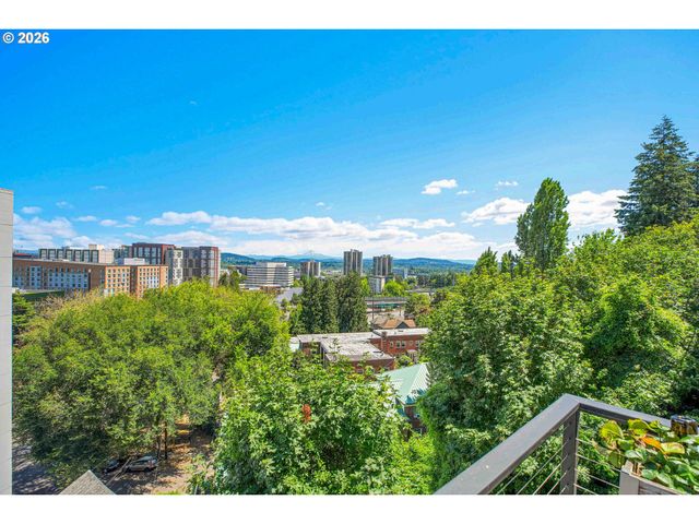1240 Sw CARDINELL Way, Portland, OR 97201