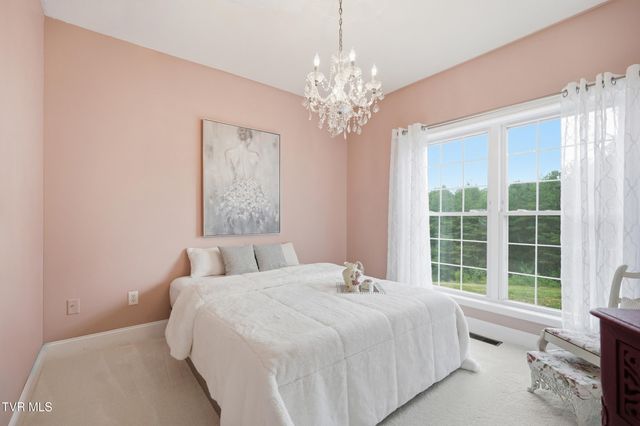 194 New Haven Drive, Jonesville, VA 24263