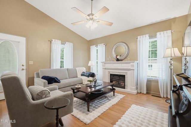 194 New Haven Drive, Jonesville, VA 24263