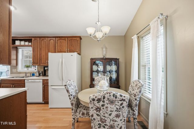 194 New Haven Drive, Jonesville, VA 24263