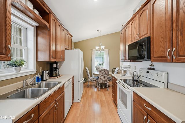 194 New Haven Drive, Jonesville, VA 24263