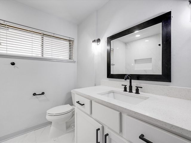 10039 Shadyview Drive, Dallas, TX 75238