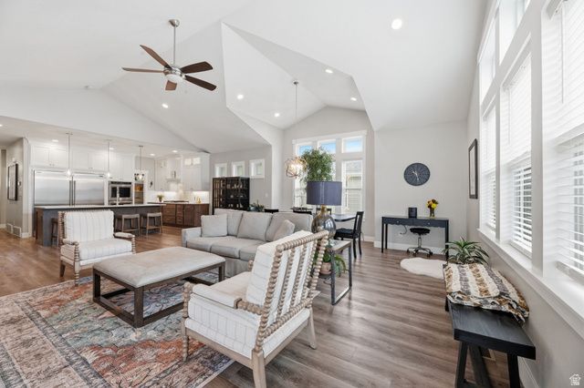 2109 W SUNFLOWER LN, Mapleton, UT 84664