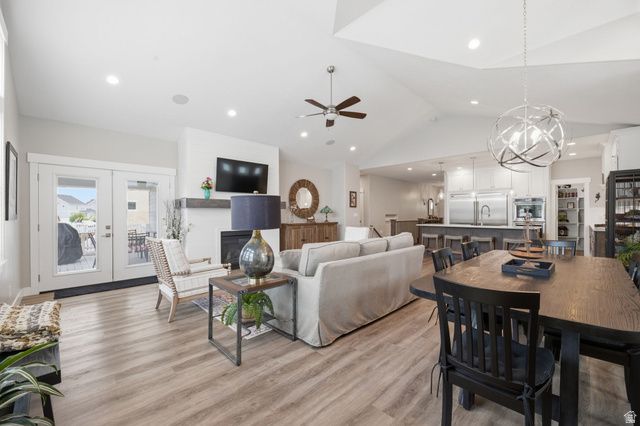 2109 W SUNFLOWER LN, Mapleton, UT 84664