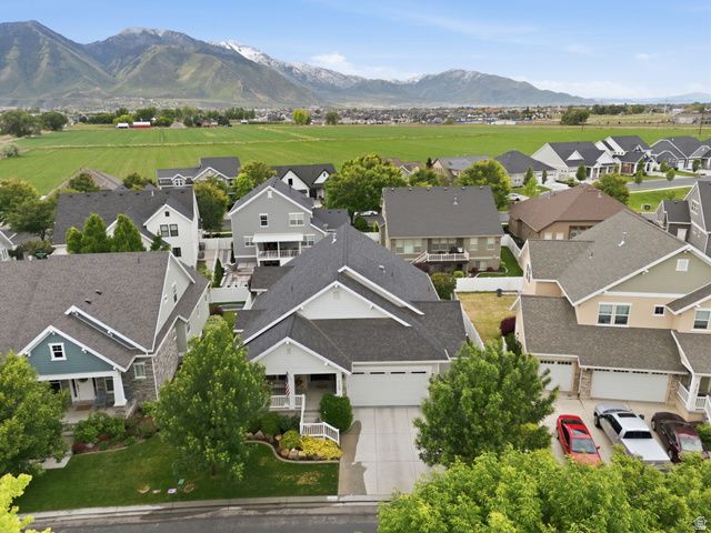 2109 W SUNFLOWER LN, Mapleton, UT 84664