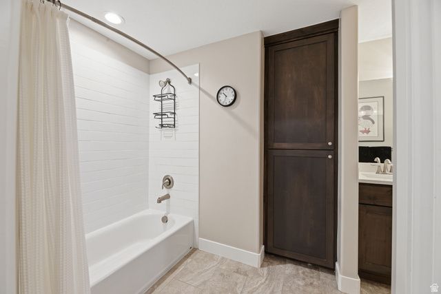 2109 W SUNFLOWER LN, Mapleton, UT 84664