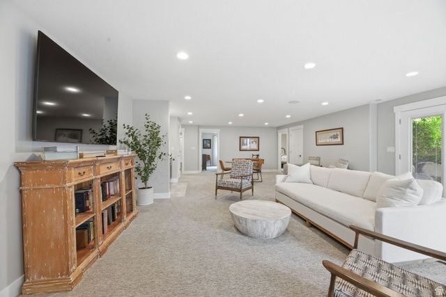 2109 W SUNFLOWER LN, Mapleton, UT 84664