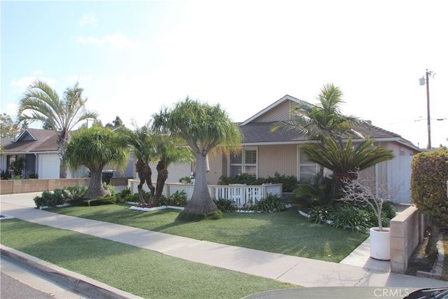 1067 Cheyenne Street, Costa Mesa, CA 92626