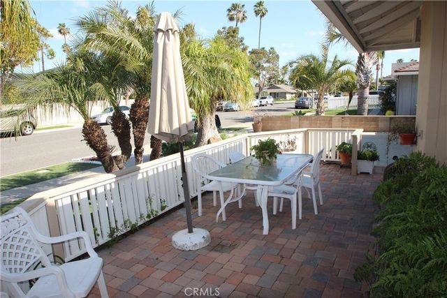 1067 Cheyenne Street, Costa Mesa, CA 92626