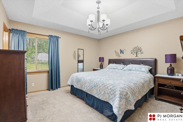 13708 Lillian Street, Omaha, NE 68138