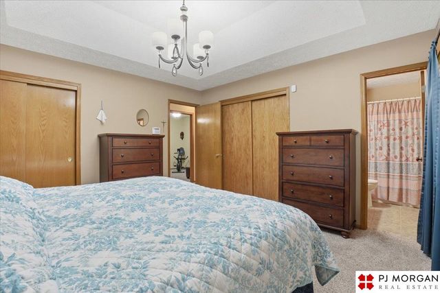 13708 Lillian Street, Omaha, NE 68138