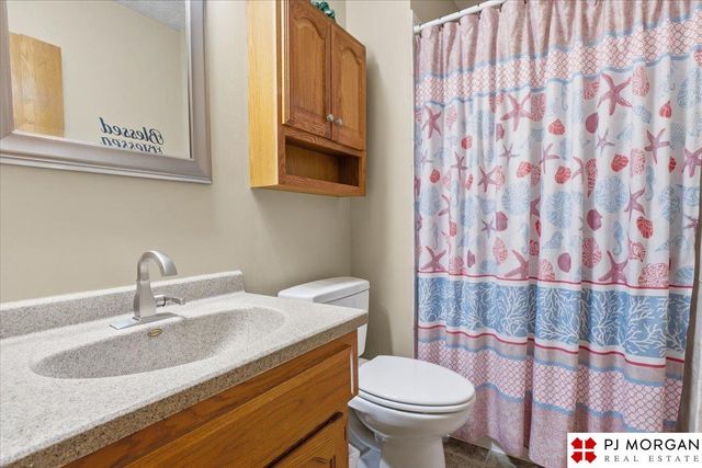 13708 Lillian Street, Omaha, NE 68138