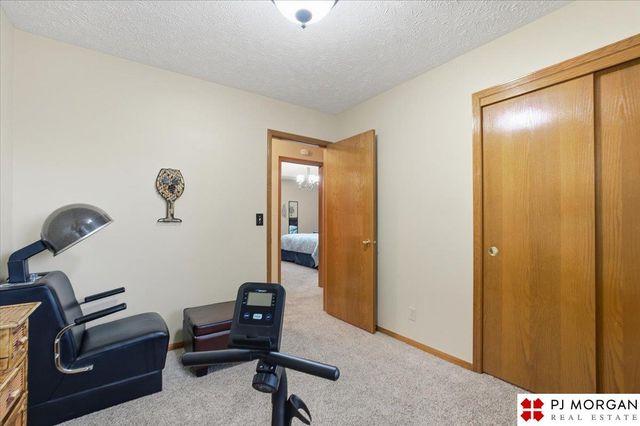 13708 Lillian Street, Omaha, NE 68138