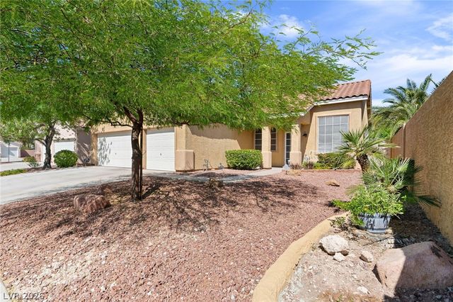 8754 Glennaire Way, Las Vegas, NV 89123