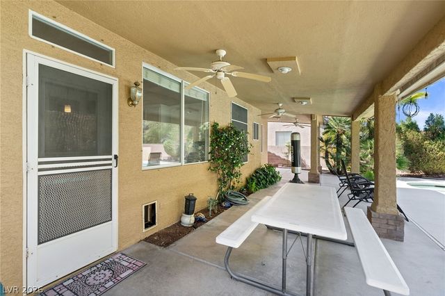 8754 Glennaire Way, Las Vegas, NV 89123