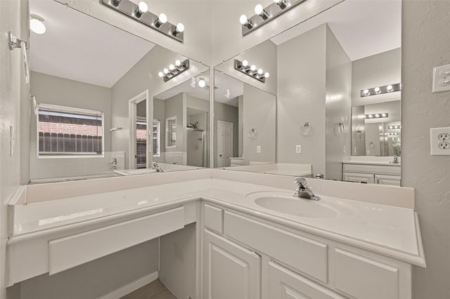 634 Cypresswood Estates Lane, Spring, TX 77373