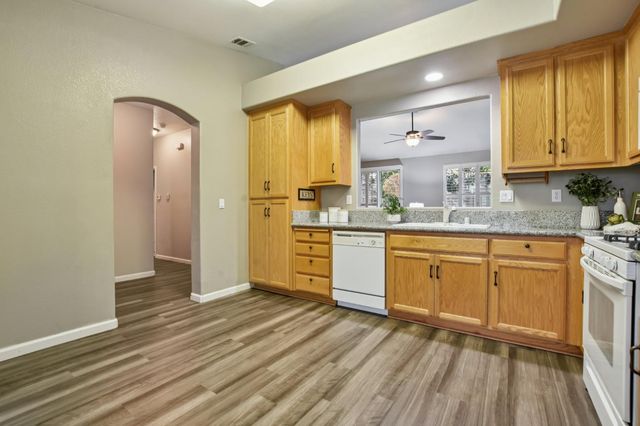 629 Spring Creek Ct, Yuba City, CA 95991