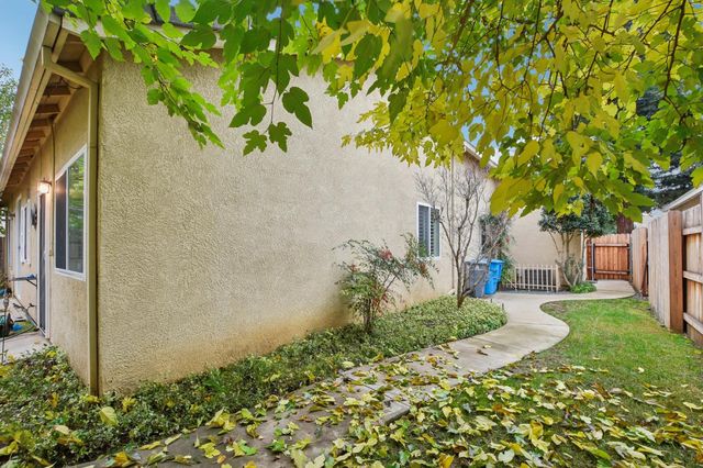 629 Spring Creek Ct, Yuba City, CA 95991