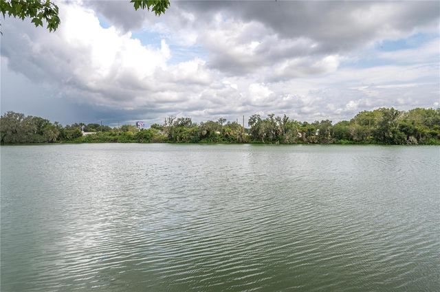 5667 WATER OAK LANE, Mulberry, FL 33860