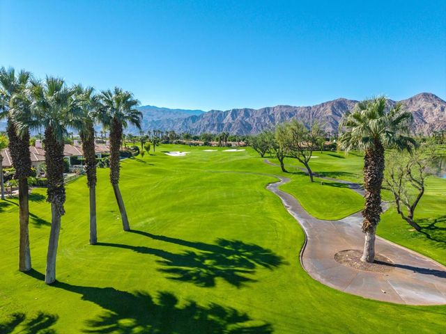 48145 Paso Tiempo Lane, La Quinta, CA 92253