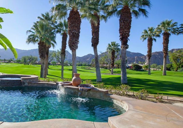 48145 Paso Tiempo Lane, La Quinta, CA 92253