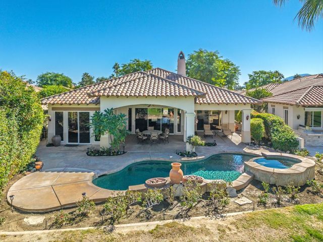 48145 Paso Tiempo Lane, La Quinta, CA 92253