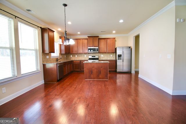 1143 Park Hollow Lane NE, Lawrenceville, GA 30043