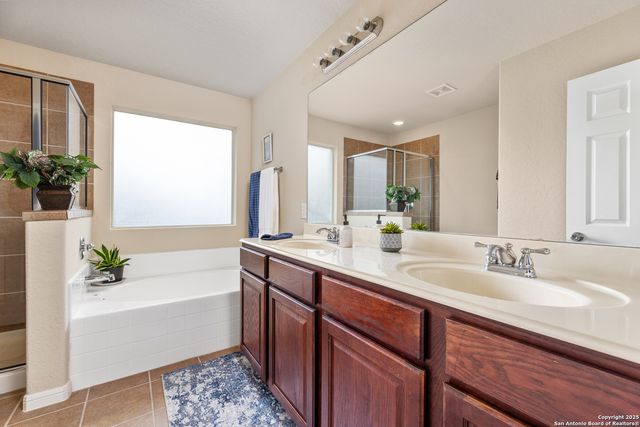 6069 Covers Cove, Schertz, TX 78108
