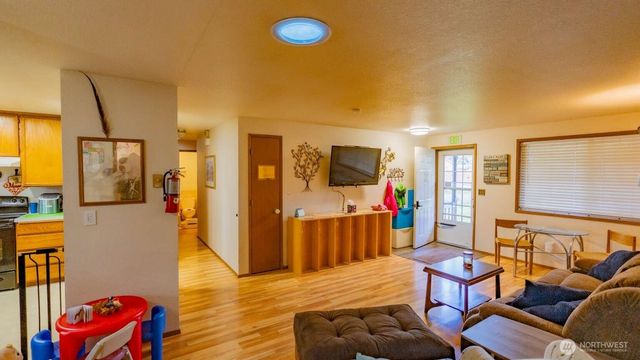 17110 11th AVE Court E, Spanaway, WA 98387