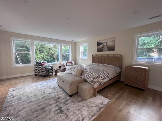 302 W Clinton Ave, Tenafly Boro, NJ 07670