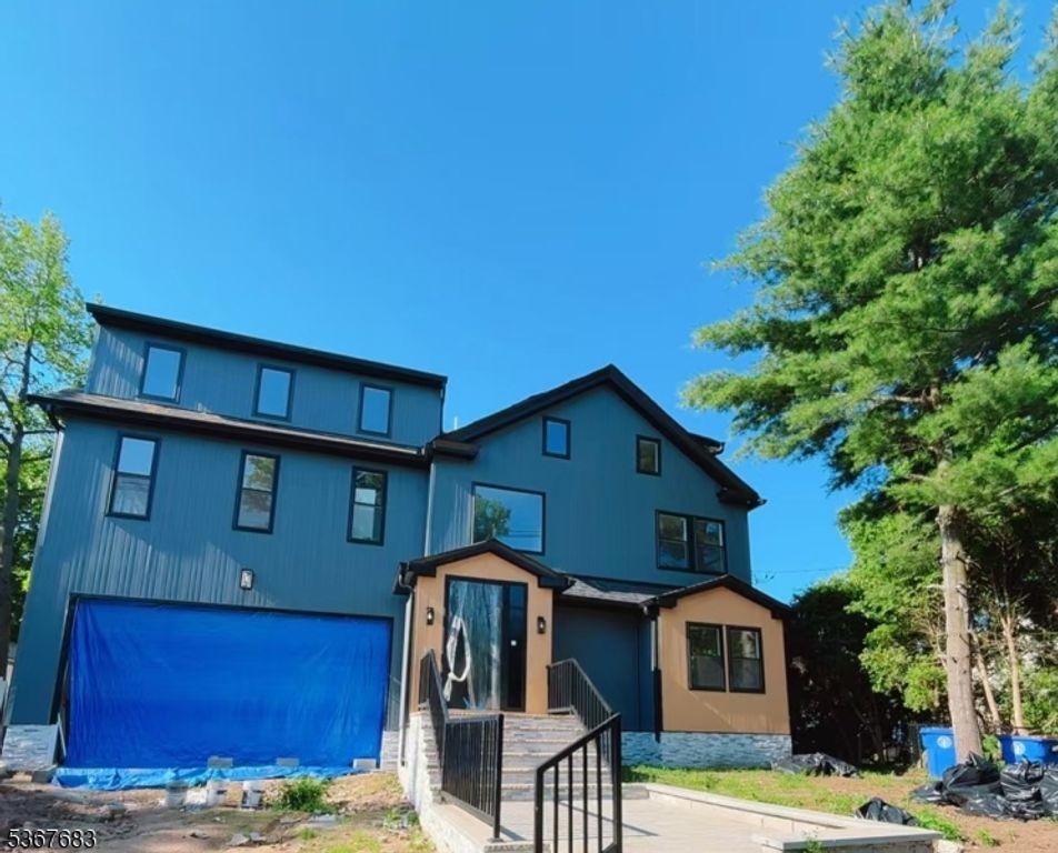 302 W Clinton Ave, Tenafly Boro, NJ 07670